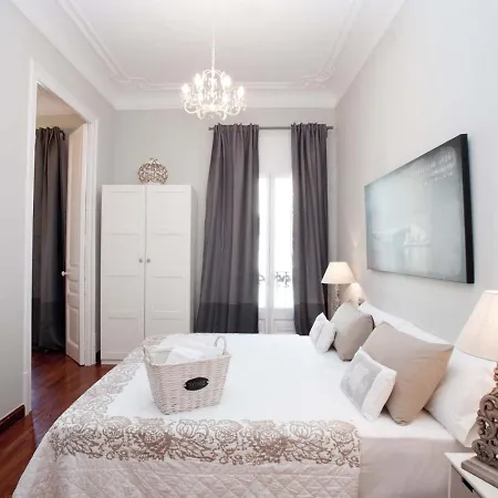 Modern Apart Saint-tropez 8+ Saint-Tropez