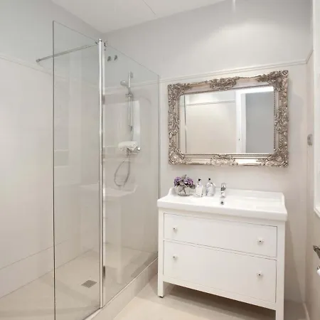 Modern Apart Saint-tropez 8+ Сен-Тропе